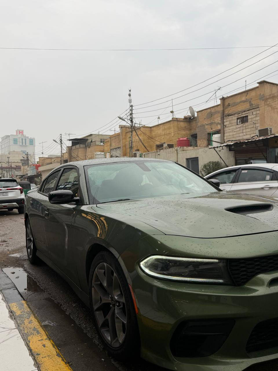 سلام عليكم 
جارجر 2023 GT لون مميز (زيتوني)
الحادث موجود رقم شاصي بل صور
رقم اربيل
السعر (245)
***********
المواصفات 
تحكم بالستيرن
شاشة
كرسي السائق كهرباء
خاصية دخول بدون مفتاح
كاميرا خلفية
جير تبترونك
تشغيل عن بعد
حساسات خلفية
كشافات ضباب
اضوية امامية LED
اضوية خلفية LED
السياره موجوده في البصره 
مكان سياره بصره
