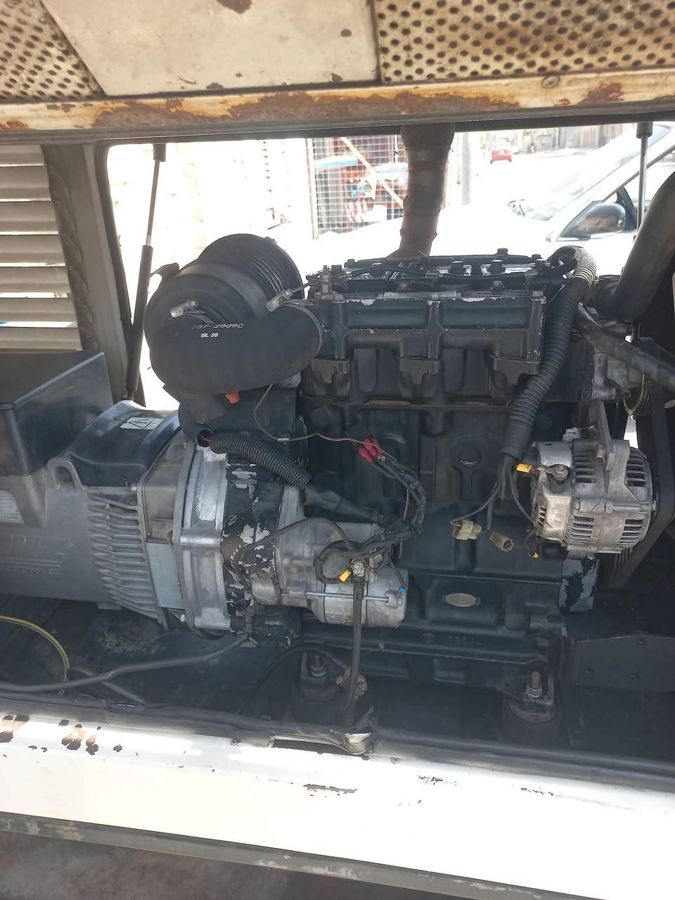 لستر بتر ٣ سلندر ١٤ كيفي كاتم نظام شاشه تشغيل واطفاء ذاتي
الانبار الفلوجه ***********
