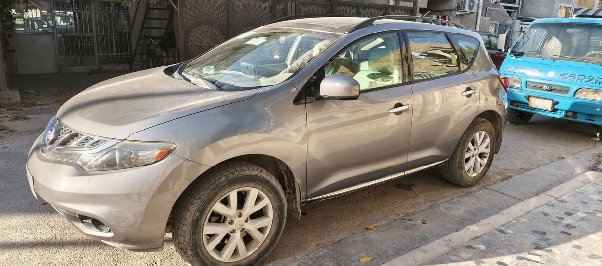 نيسان مورانو ٢٠١٢ 
٦ سلندر ٣٦٠٠ 
فول مواصفات sl 
بانوراما جلد شاشه ، تبريد قطعتين جنطه شفط كهرباء 
السياره تخم تاير صدر وباتري كله جديد بدون صبغ بدون بارد 
مكاني بغداد الدوره بيع او مراوس بموديل احدث او باثفندر الشكل ١٥ 
*********** السعر ٨٥
