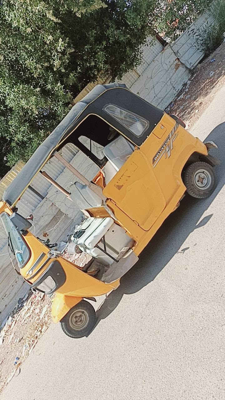 تي في اس موديل 21 شلعه ومعدل فول نضيفه محرك مبدل 2023 ڱڵـه بلادي سنويه بسمي دبلات ماشه دوشمه جديده
التكتك معمره بيها دوسات وكاعيه خلفيه وبيها خياس بالجنطه الجوه السايق كد 4 اصابع رايدها ب 6500 قفل عنواني بغداد حي العامل ***********
تي في اس موديل 21 شلعه ومعدل فول نضيفه محرك مبدل 2023 ڱڵـه بلادي سنويه بسمي دبلات ماشه دوشمه جديده
