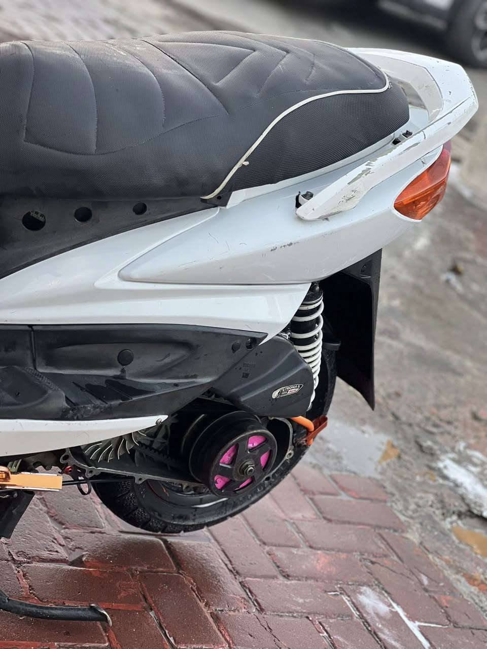 السلام عليكم سكنس نوزل خطين للبيع او مراوس حسب القناعة دراجة مزودة كلها بيها سكليتر رياضي NCY مازده عمل كلها رياضي صدر رياضي DY فج رياضي فرندو 
وملقط رياضي صالنصة رياضي كلجات رياضي wf ستاند خلفي رياضي نوزل 8زروف رياضي اصلي جويتر جبير رياضي بوشتها قوية ممعروفة بانزين محسن دهن امزويل كور رياضي بلادي جبير كشن رياضي وبيها بعد هواي غراض  سعرها 850 وبيها مجال لشراي مكانيّ الأعظمية رقم ***********
