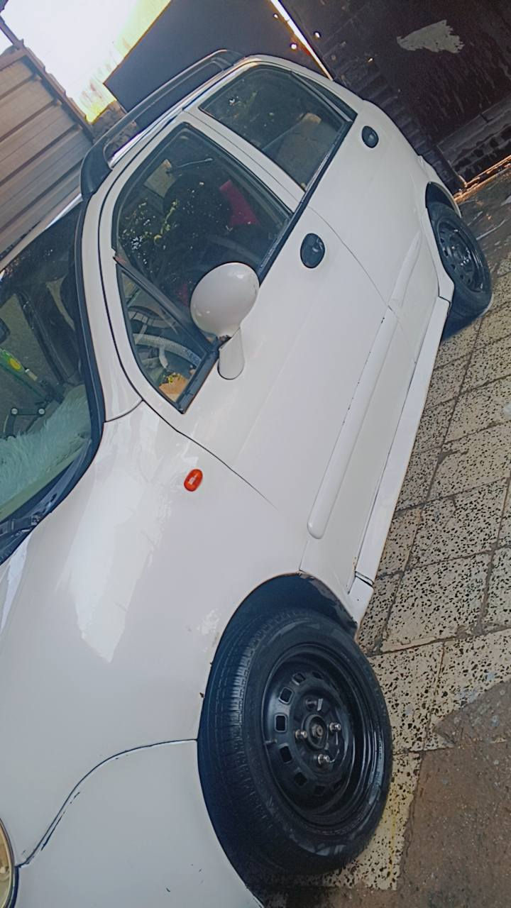 كيو كيو للبيع نظيفه موديل 2013
تحويل ثاني يوم 
بغداد السعر 35 وبيها مجال للتواصل الاتصال 
‏‪***********‬‏
