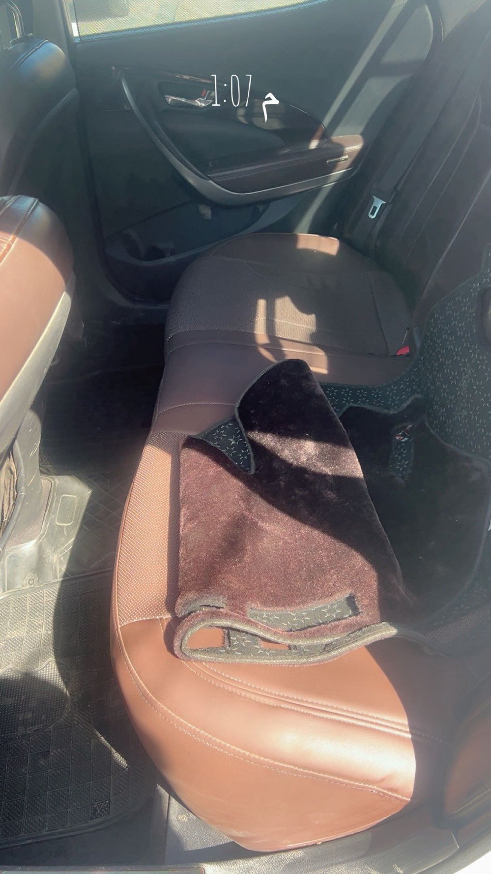 سلام عليكم شباب رمضان كريم ازيرا موديل 13 ماشيه 143 حقيقي السياره فول موصفات عدا الفتحه والبصمه مكفوله من الصبغ فقط بارد بالبابتين الي عكس السايق وصبغ الدعاميه الاماميه بسبب الاشخوط كامله وجاهزه من كلشي تخم تاير جديد ماكو نقص بيها  رقم اربيل السنويه ل 28 بسم صاحبي فقط تحويل مااسوي وكاله السياره كلش نظيفه كلش وجاهزه تشغل وتطلع 6 سلندر 3000 دوش وعليها ادامه كامله حتى دهن جديد  للبيع فقط بدون مراوس بيع فقط سعرها 123 وبيها مجال حك جيتك مكانها الغزاليه ***********