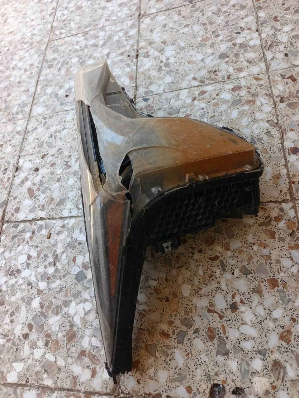 قطع كي فور للبيع.
مازدة الد شغال الداير داخل بيهة مي الكارت وغطاء بدنة لايت الجهة اليمنة وقطعة غطاء صندوق 
واضحات بالصور 

للاتصال ***********
