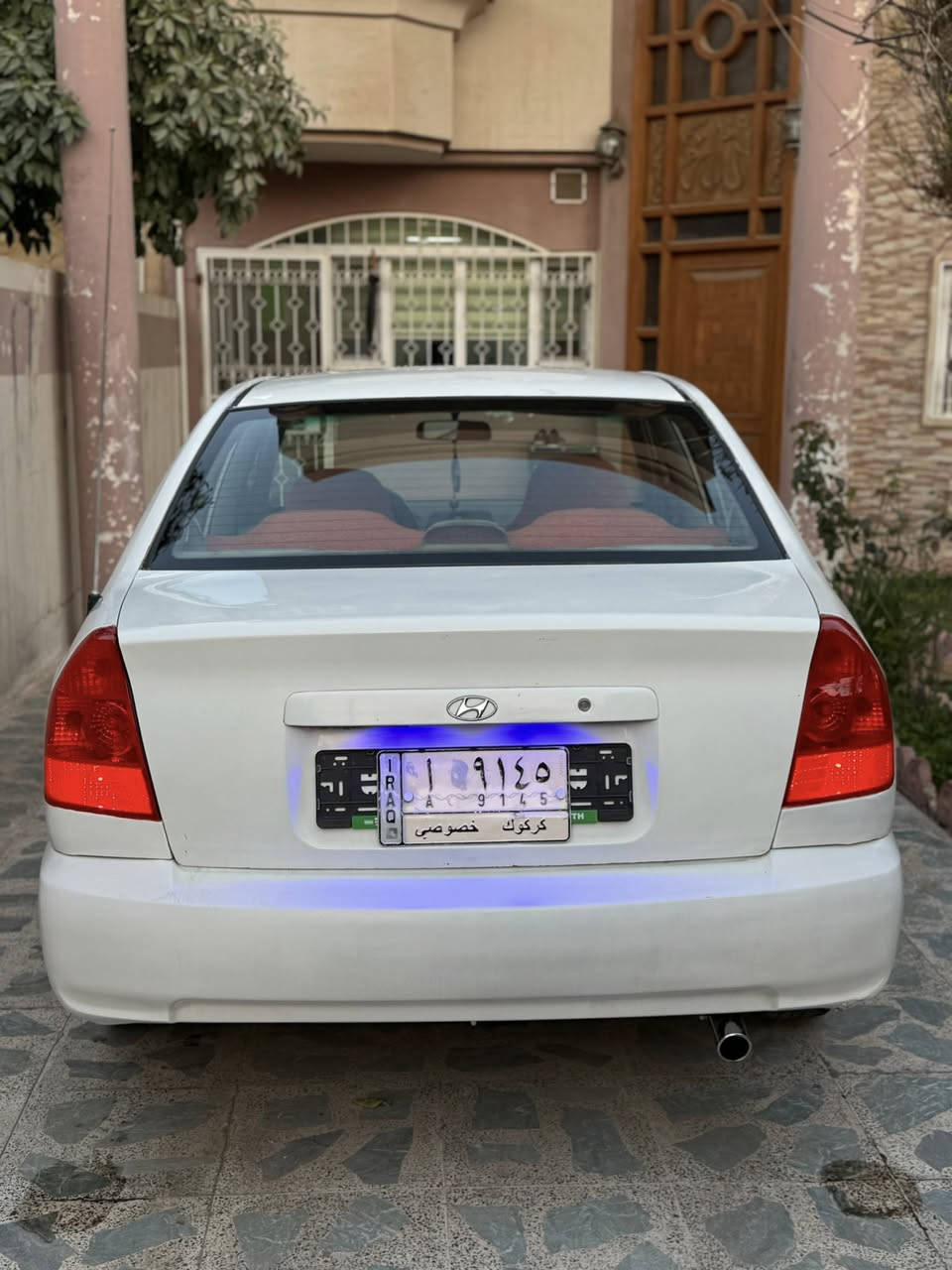 {سلام عليكم اخوان}
-هوندا فيرنا موديل 2009 للبيع فقط
-رقم الهاتف ***********
-رقم كركوك مشروع وطني سنويه مجدد لل 28 وبيه كابون بنزين
-كير ومحرك مكفول بشرط لاصرف لابخار حتى ما مفتوح وماشي 285 
الف حقيقي
-السياره مصبوغه للجماليه بسب تقشير الصبغ بدون حادث بدون دواخل من دعاميه للدعاميه
-سعر 68 وبيه مجال بسيط عنوان كركوك
