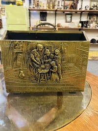 حامل مجلات • خشب نحاسي • السليمانية