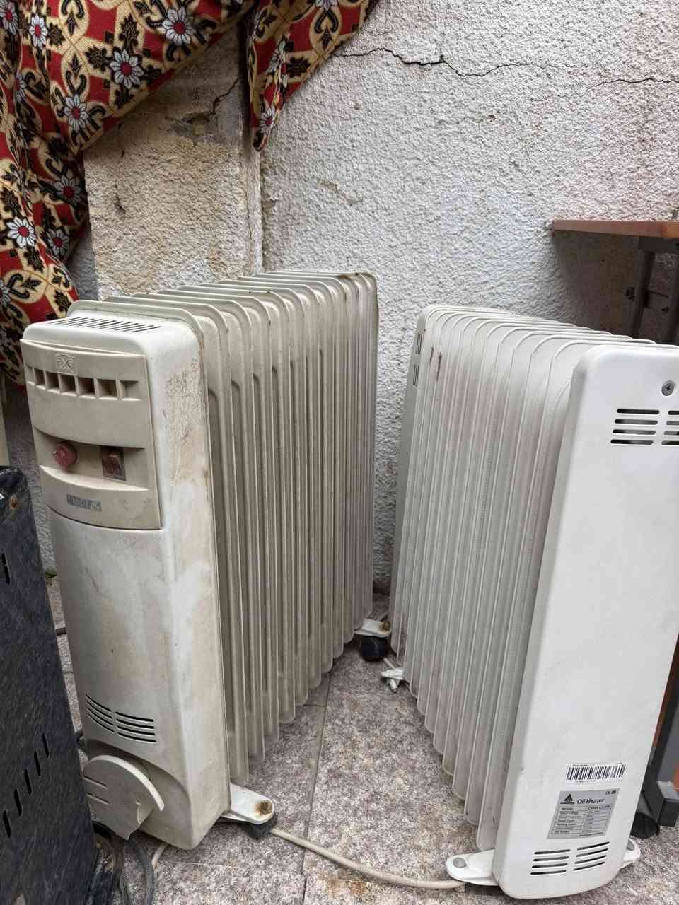 صوبه نفطيه ما بيها شي ( 15 الف )
صوبات كهربائية عدد 2 سعرهن( 40 الف ) يحتاجلهن بس شمعات 

صوبات زيتيه ما فاحصهن واعتقد يشتغلن ما بيهن شي سعرهن ثنينهن ( 30 الف ) 

ميز عدد 2 السعر ( 10 الف ) 

غساله بيها عطل بس النشافه ما تشتغل السعر ( 20 الف ) 

مكنسة كهربائيه شغاله السعر ( 10 الف ) 

ميز طولاني حديد السعر ( 15 الف ) 

كنتور تركي بس بيبان ما بي السعر ( 25 الف ) 
العنوان / كربلاء حي المعلمين 
***********
