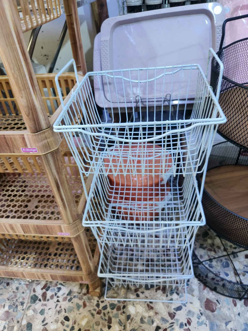 #الباشا غراض منزليه متنوعه 
سلة مخظر أستيل 
3 طابق🤝

للطلب مراسلة البيج او الواتساب
***********😍
