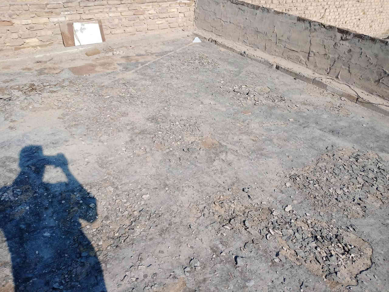 السلام عليكم اي واحد عنده تشربت صطوح تفليش قلع ارضيات حفر سبتة تنك مع البناى لبخ لط تلحيضات مكان نجف متفرغ حالين ***********
