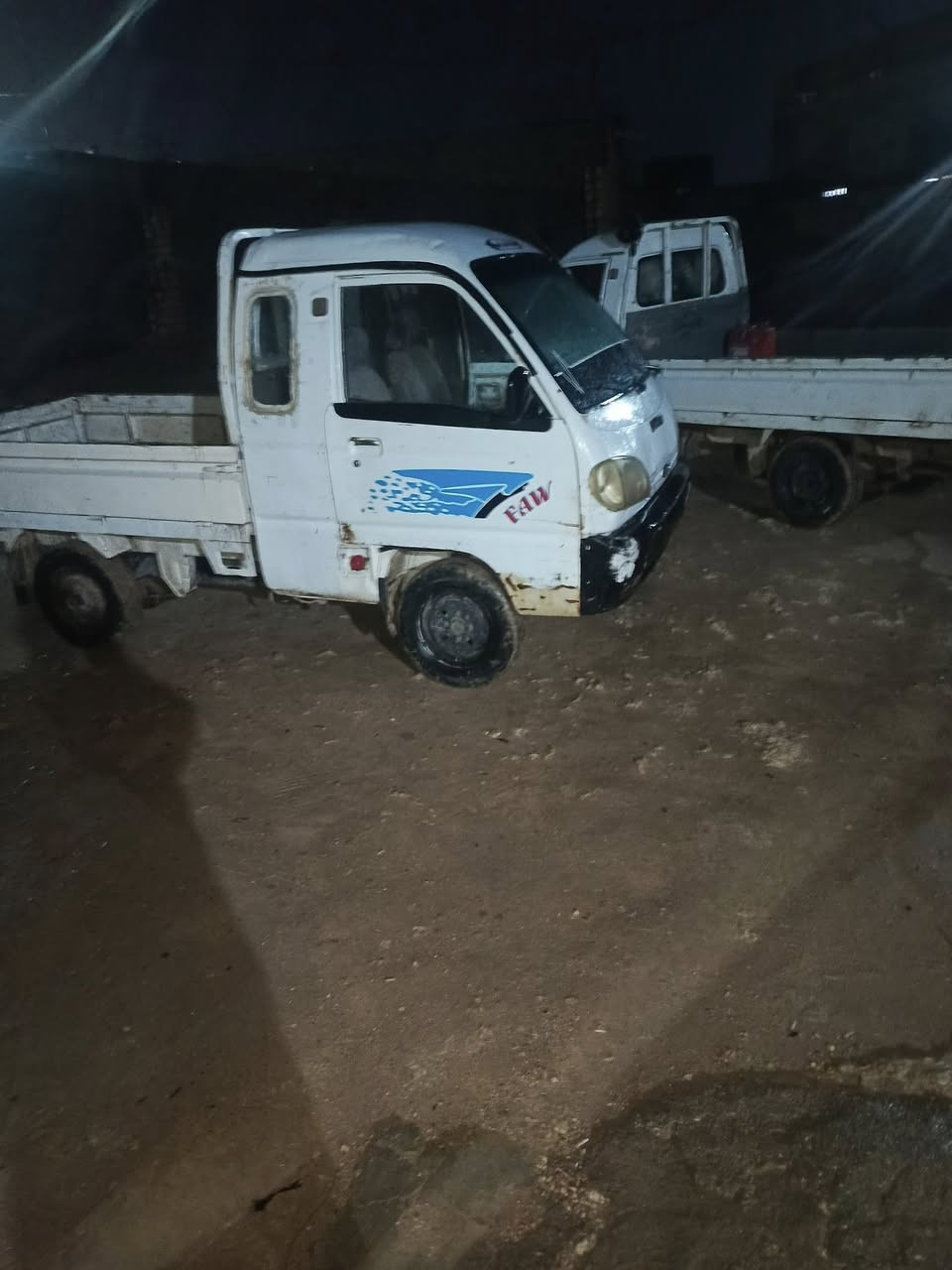 سلام عليكم عموشه للبيع اوراق كامله محرك كير اكسل كفاله صدر اليوم شديته جديد سعر 14ونص مكان سعده ادمن حبي وافق ***********
