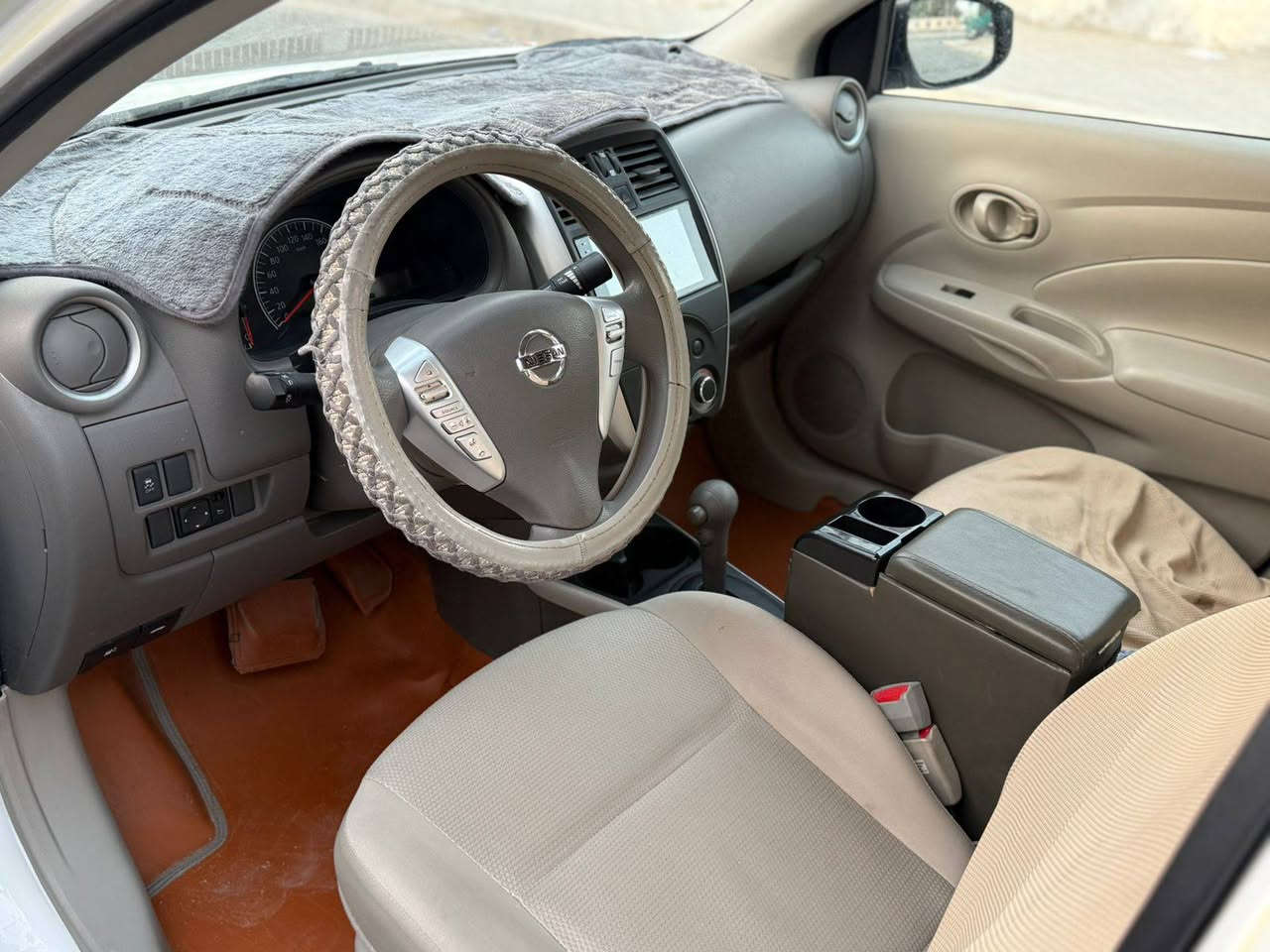 سلام عليكم نيسان صني للبيع فقط موديل 2025 رقم ربيل تريد تحويل تريد وكاله  سياره زيرو ستختام بيت سياره مصير جام 4دكم سياره كفاله عامه من كلشي بس شخط بل دعميه فقط العنوان البصره سعر 128بيه مجال رقم الهاتف ***********.     ***********
