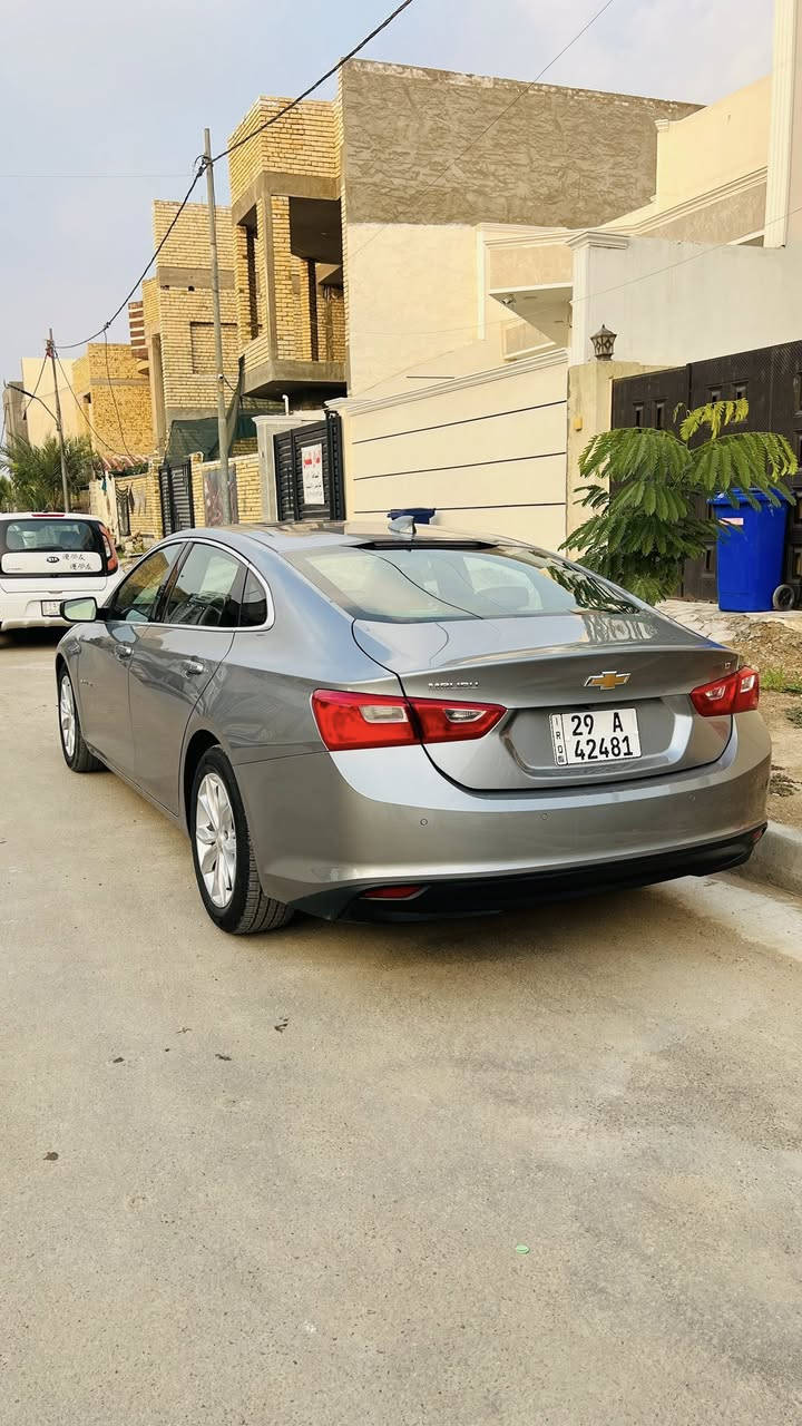 تحيه طيبه …❤️
سياره للبيع نوع شوفرليت ماليبو 
موديل ٢٠٢٤ 
رقم واسط معوقين باسم صديقنه ومكفول وحاضر يسويلك وكاله عامه 
.
وارد امريكي حادثها جاملغ امامي فقط بدون دواخل وعندي سونار بيها وعندي صور الحادث والبقيه كفاله عامه مطلقه وتفحص سونار من جديد يطلع غير الجاملغ اتحمل تكاليف مصاريفك وسونارك وغداك وعشاك واني حاضر 
.
مواصفات فول 1/1
مكينه ١٥٠٠ تيربو مكفوله 
كير اوتوماتيك 
شاشه كار بلي 
بانوراما طكتين 
كشنات كهربائيه 
تحكم ستيرن جهتين 
كامره دواره 
تبريد خلفي 
حساسات خلفيه 
رادرات توقف ذاتي 
ماشيه ٤٠ الف فقط حقيقي 
وسعرها مناسب ١٢٨ وبيها مجال بسيط جدا بعد المعاينه 
ومكانه بالكوت مركز المدينه 
وهذا رقمي ***********
