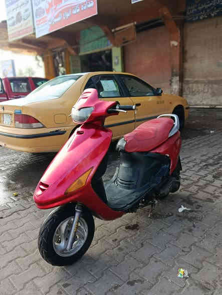 سلام عليكم 
دراجه فراشه فحل للبيع كلشي شغال بس لسلف بدل شخاطه 
دراجه كامله مكمله مفتوحه مره وحده باقي لتفاصيل خاص او رقم *********** لمو شراي اطلع كبل
