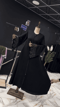 ⁨ ⁨ ⁨ ⁨ ⁨ ⁨ عــبــايه سحاب كويتي 😍 العبايه فول نزاكه 😻 القماشه جرجيت ا...