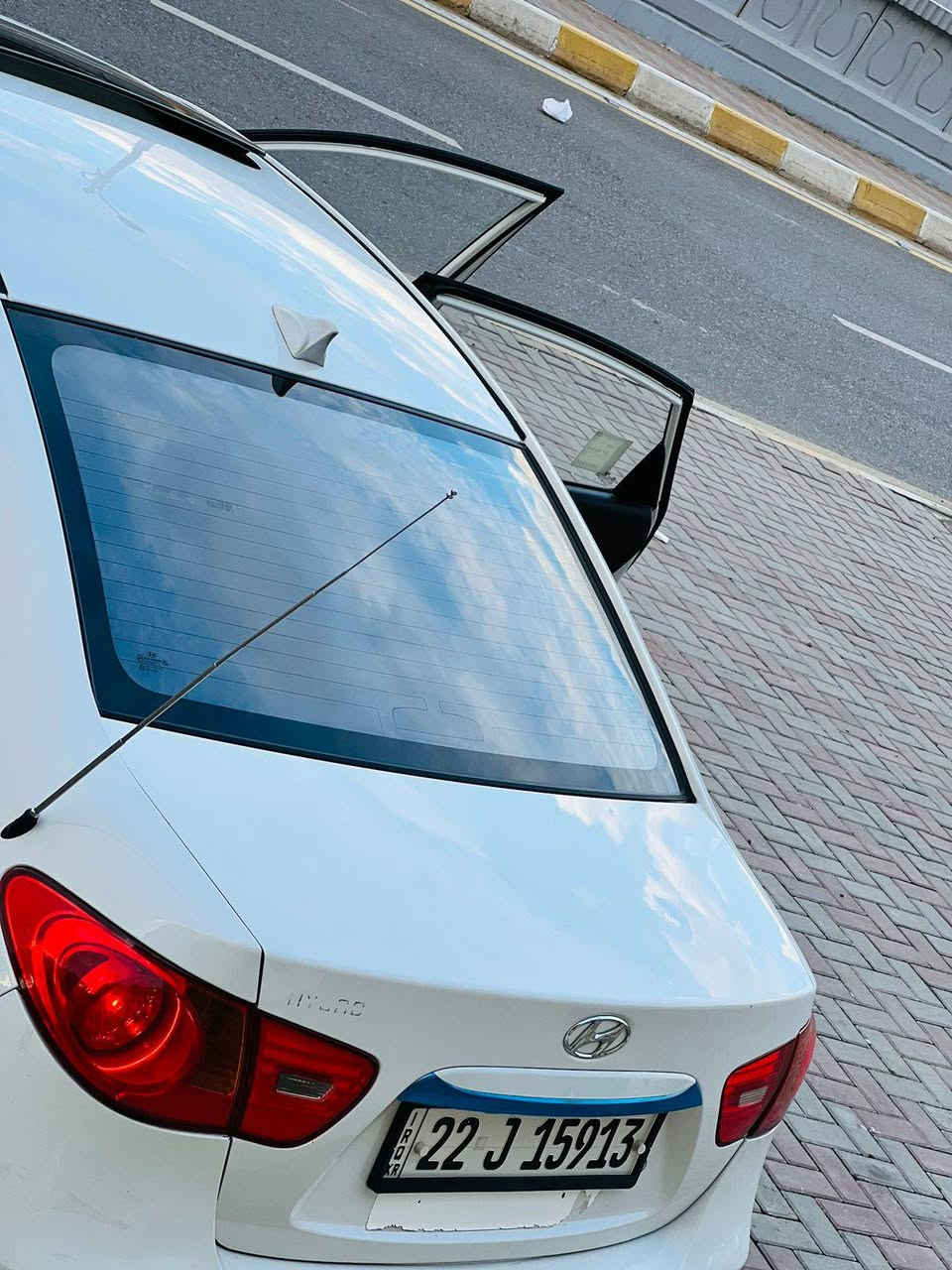 السلام عليكم للبيع فقط لانترا 11
سيارة جديده وحلوه صدر جديد تايرات جدد 
كير ومحرك شرط سياره فول الفول اريل+تنته تحكم ستيرن
4دسك يعني فول اله بصمه رقم دولي محرك 16دكشن ناصي سعر خاص... 
تحويل ثاني يوم لحد يراسل فقط تصال أو واتساب ع هذا الخط
📞***********
