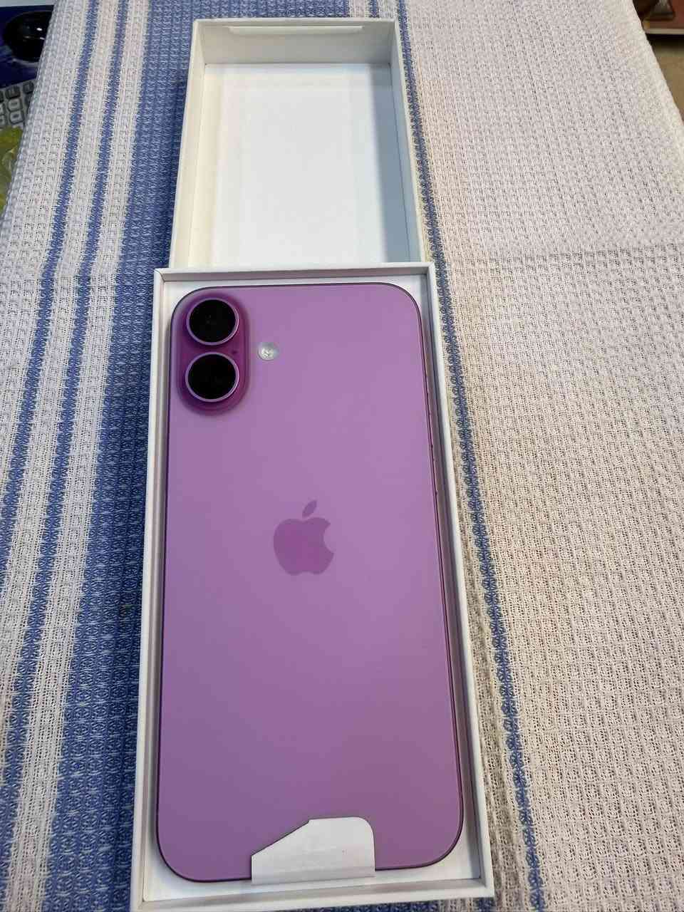 Iphone 16 Plus
ايفون 16 بلاص لون وردي
ذاكرة 128
شرق اوسط ضمان ماستر
نظافته نظافة الجديد
بطارية 94% مستخدم قليل جدا
مع ملحقات كاملة
العنوان شارع الربيعي
***********
