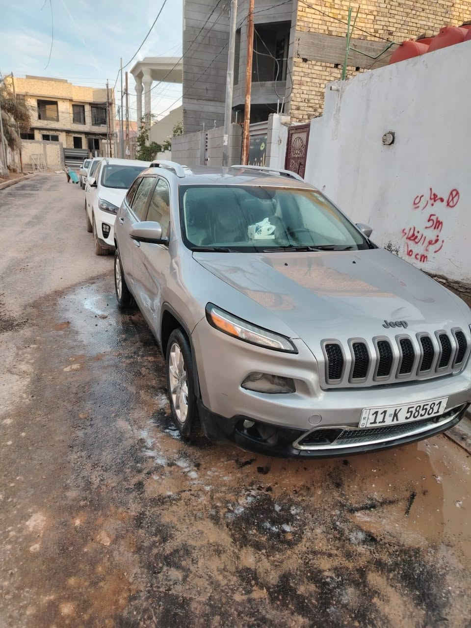 جيب بزونة 16لمتد رقم نكليزي بغداد بسمي 2800مكينه قبق اسود سعر خاص بيع او مراوس ***********
