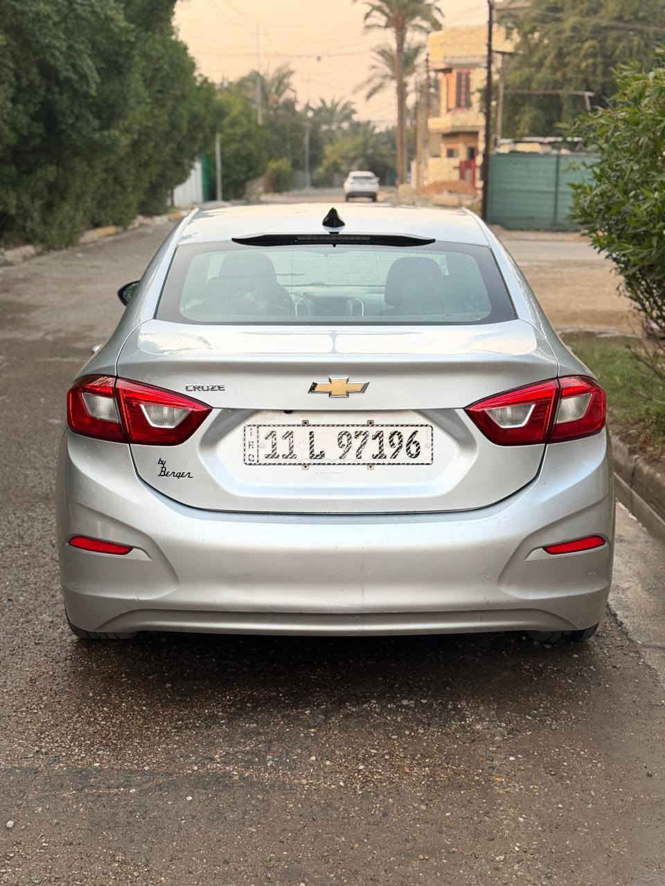 السلام عليكم...
شوفرليت كروز 2018
رقم بغداد دولي سنوية باسمي تحويل مباشر
ماشية 140.000 km
محرك 1400 تيربو
وارد أمريكي (بنيد صبغ و جاملغ مبدل جهة السائق  ) 
بالعراق ( صبغ جاملغ عكس السائق )
(السعر 88 $  ورقة)
العنوان / بغداد - البياع
***********
