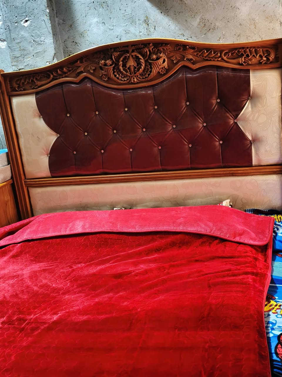 غرفه نوم للبيع صاج تكمه تفصال هيه ودوشك ***********
