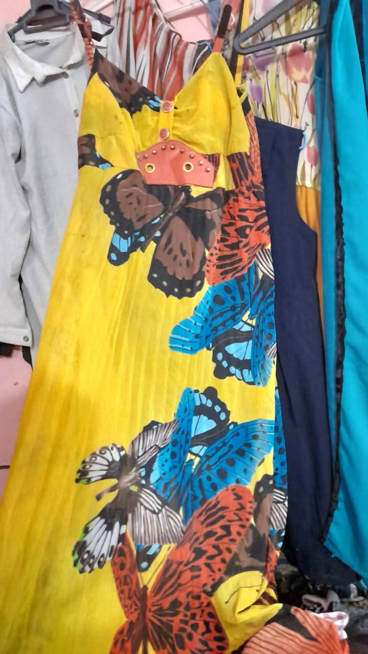 بسم الله الرحمن الرحيم 
والحمد لله رب العالمين 
والصلاه والسلام على محمد وال محمد 
ع بركة الله وصلت البضاعة الصيفي 
نماذج بسيطة جدا من البضاعة 
رجالي نسائي 
ولادي بناتي 
اطفال 
واسط قضاء الحي شارع العقارات


**إذا كنت صاحب هذا الإعلان وتريد حذفه لأي سبب، رجاءا أرسل رسالة إلى الدعم الفني**