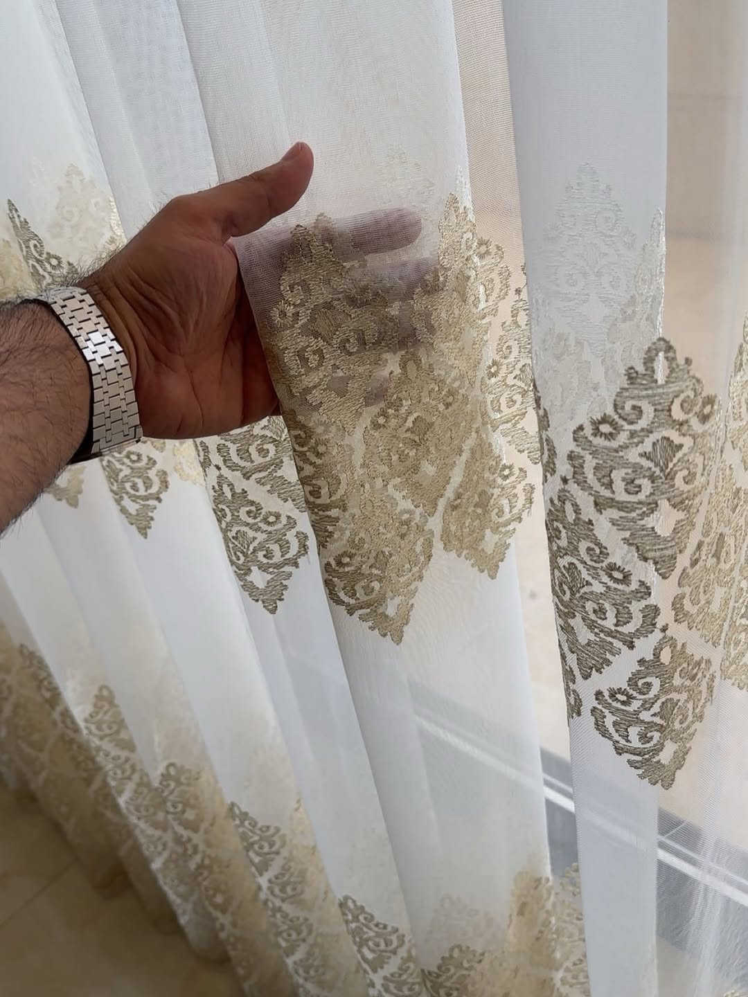 نعمل بأجود أنواع ألاقمشة التركية المميزة في دار #شيفون للستائر بأحدث التصاميم الحصرية
📍 العنوان_ بغداد_مدينة الصدر_سوق الاولى_فرع الستائر
☎️ رقم الهاتف: *********** : واتساب 
للمزيد يرجى مراسلة الصفحة او الأتصال على الرقم.
