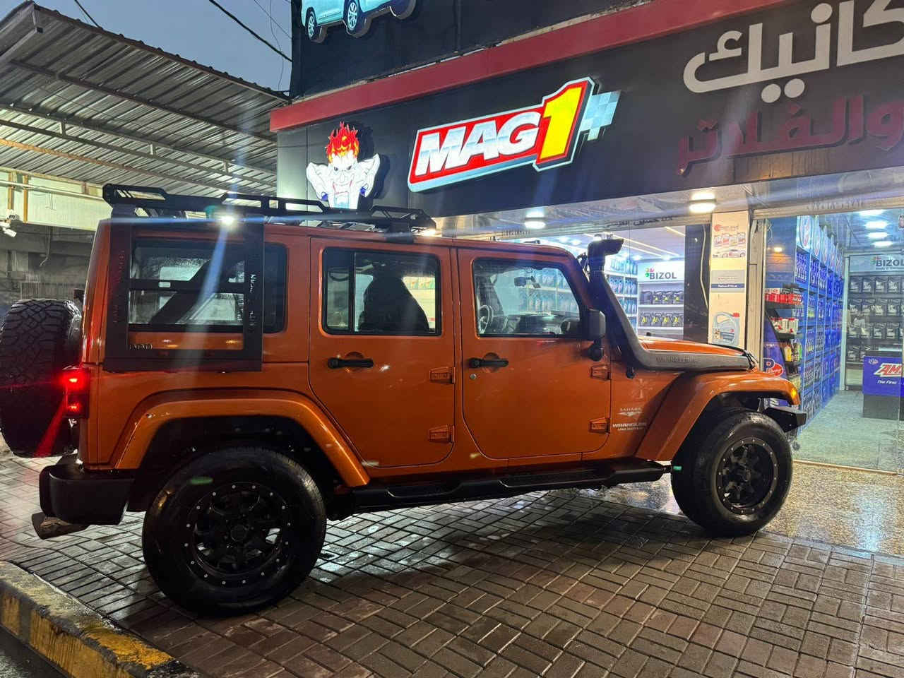 السلام عليكم

* جيب  ( لانگنر ) موديل 2011

- الضرر
  جمالغ أمامي مصبوغ 
  باب السائق مبدله وكاله

- رقم بغداد مداور ثاني يوم 
- السياره سفاري حلوه كلش بالواقع  أو نضيفه 

- السعر 138 بيع او مراوس حسب القناعه 

***********    مكاني بابل الحله
