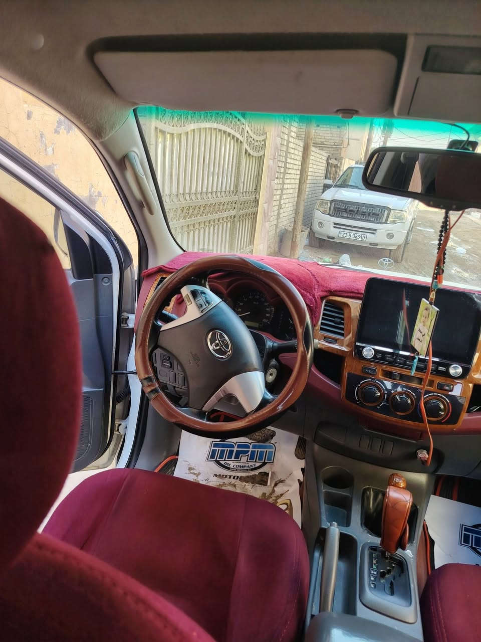 السلام عليكم بيع مستعجل بيكب هايلوكس فورويل للبيع موديل ١٤ رقم بغداد بسمي مكفوله مكينه ما مفتوحه تخم تاير جديد سياره وتماتيك حداديه جديده المكان بغداد الزعفرانيه وسعره ٢٠٠ وبيه حك الجيه للتفاصيل أكثر على الرقم *********** او ***********
