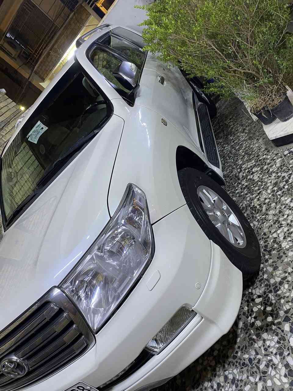 اللهم صل على محمد وال محمد
لاندكروز م2011 ستنيه اصليه 

ماشيه 160 گ

رقم اربيل بأسمي 

كفاله عامه من الصبغ والضربه والمعجون 

سياره جديده من غرفه دواخل وكشر وكير ومكينه وتبريد وكهربائيات جديده  

 ملاحظه محرك مفتوح تبديل گازگيت 

العنوان بغداد 

للاستفسار ***********
