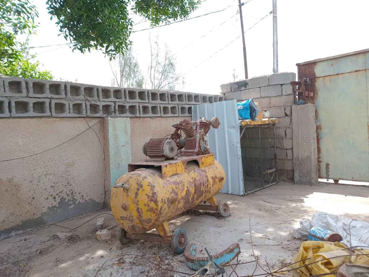 تبطل هواء للبيع في مع ماطور الماني ٣ فيز للبيع ***********
