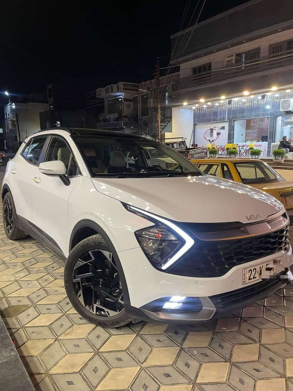 سبورتج 2023 فول كامل مواصفات
باسمي رقم اربيل 
ماشيه ٥٦
 ومكان السيارة بغداد فول مواصفات 
بيها صبغ اصبعين جاملغ سايق وشخطين
بانوراما 
حساس امامي وخلفي
تحكم استيرن جهتين
تبريد قطعتين
تدفئه ستيرن وكشنات
كامرة خلفيه دوارة
بصمة تشغيل وبصمة ابواب وترحيب دخول
تشغيل عن بعد
شفتات كير
شاحن واير ليس
صندوق كهرباء
مقاعد مخمل كهرباء تدفئة 
ويل كب 19انج
لد نهاري كشافات زينون
مود درايف
اوتو هولد
سعرها  ٢١،٨٠٠
مراسلة الصفحه او على الرقم واتس اب فقط
***********‎‎
