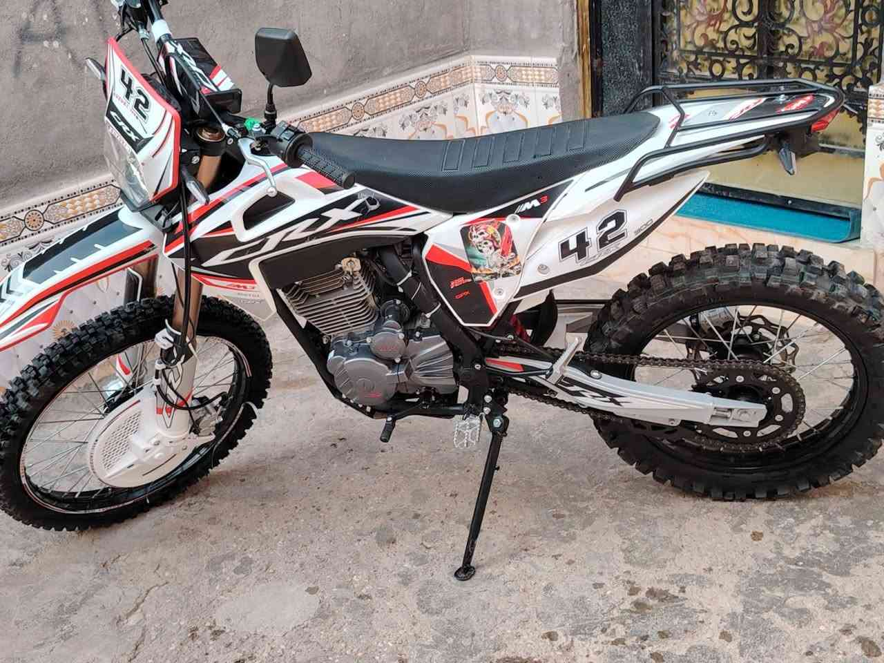 دراجه جبلي موديل 2025
شهر 11.    طالعه
محرك    300
***********
...خاص موجود
