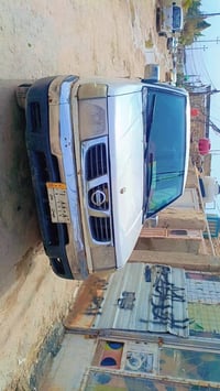 سياره نيسان للبيع تفاصيل خاص رقم الهاتف 07864954387