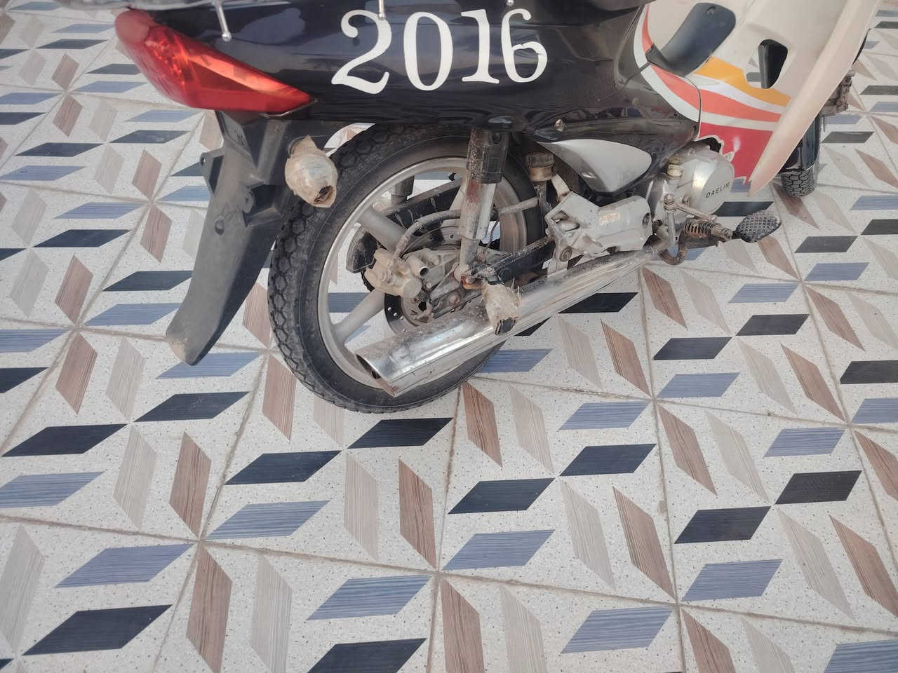 السلام عليكم ماطور سرفيز جديد معنى كلمة كير محرك فول دبلات فول كهربائيات كلها شغاله لايت عالي ناصي كله شغال تأيرات جدد اشاير شغاله كيلو متر شغال محرك جديد لاتبخير ولادخان
السعر 650 بيه مجال قليل مكانه الضلوعية ***********
