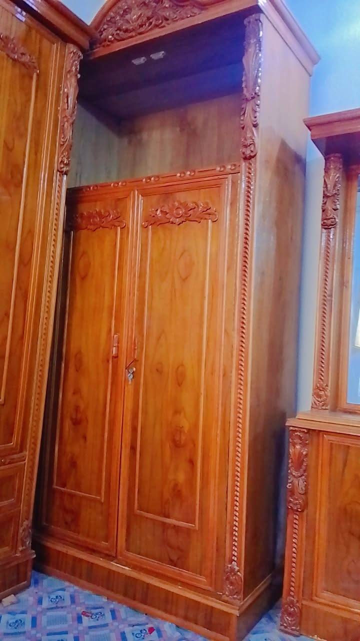 السلام عليكم من رخصة الأدمن  غرفه  اخشاب تسكام وزن فصال درجه أوله        زان مو العادي  ضخمه الغرفه كلش وجديده كلش مال متوازي  السعر 1/500وبيه مجال  والمو شراي لايكسر بحلال العالم  مكاني بابل ابي غرق رقم *********** ولواقع احله من صور
