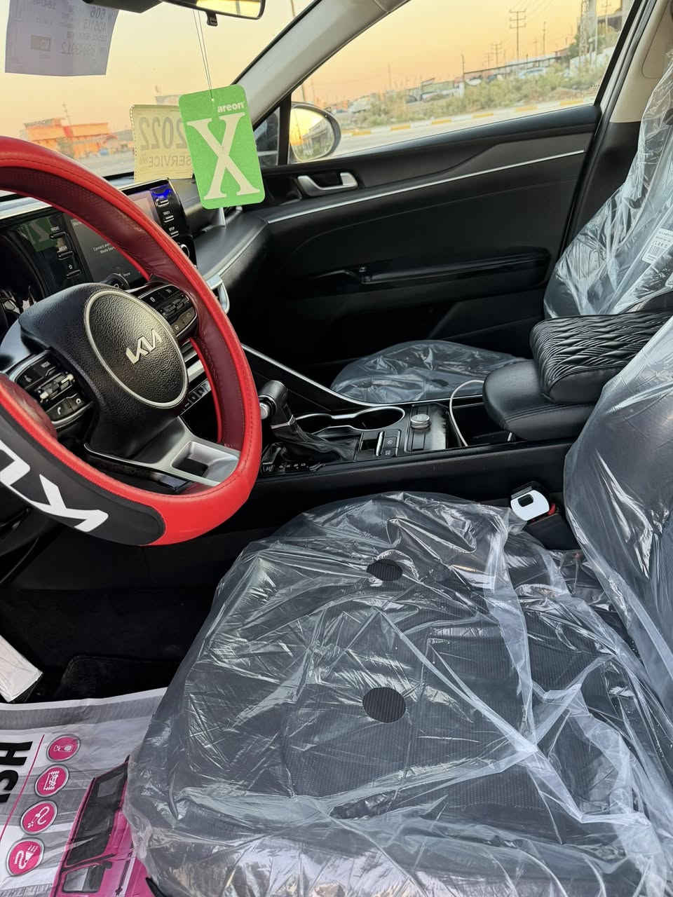 كيا #حK5
موديل 2022⚜️♦️
مواصفات: 
بصمه تشغيل وابواب 
بصمه صندوق
انظمة قيادة 
لد امامي 
رادارات 
شاشه وكامرة 
ويل كاب 
رقم اربيل تحويل أو وكالة
 حادث جاملغ وحافة البنيد 
 السيارة جديدة 
للاستفسار اكثر هاتف واتساب ☎️ 
***********
 ***********
