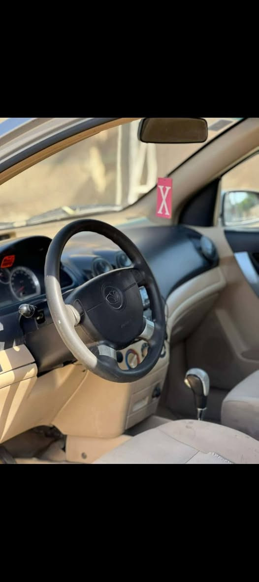 افيو موديل 15 رقم بابل انكليزي فقط باب السايق والجاملغ الامامي السعر 70 وبيها مجال
***********

