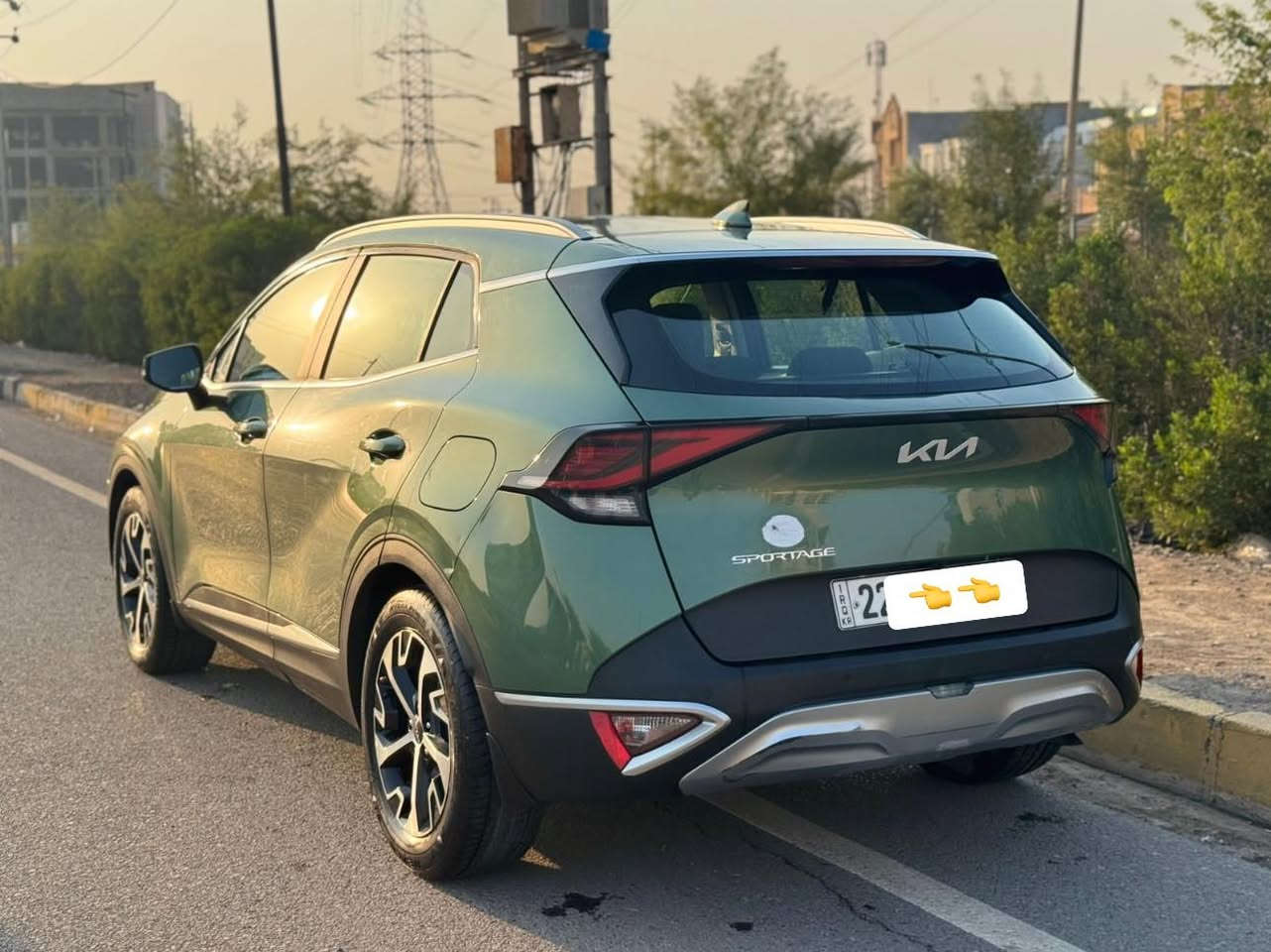 السلام عليكم سپورتج ٢٠٢٣ خليجي رقم اربيل باسمي هزة وبراد وسنوية جديد السيارة بدون اي نقص الحمدالله محرك ٢٠٠٠ دوش كير ومحرك مكفولات بدون اي نقص الحمدالله مواصفات السيارة معروفة بدون بانوراما ماشية ٦٠ الف كيلو مكفولة من ضربة وصبغ وتبديل ما عدة بارد بسيط جدا فوگ مراية باب السايق بالتكمة تقريباً ٤ اصابع مكاني ديالى بعقوبة والسعر ٢٢٠ وبيهة مجال للشراي وهذا رقمي ***********
