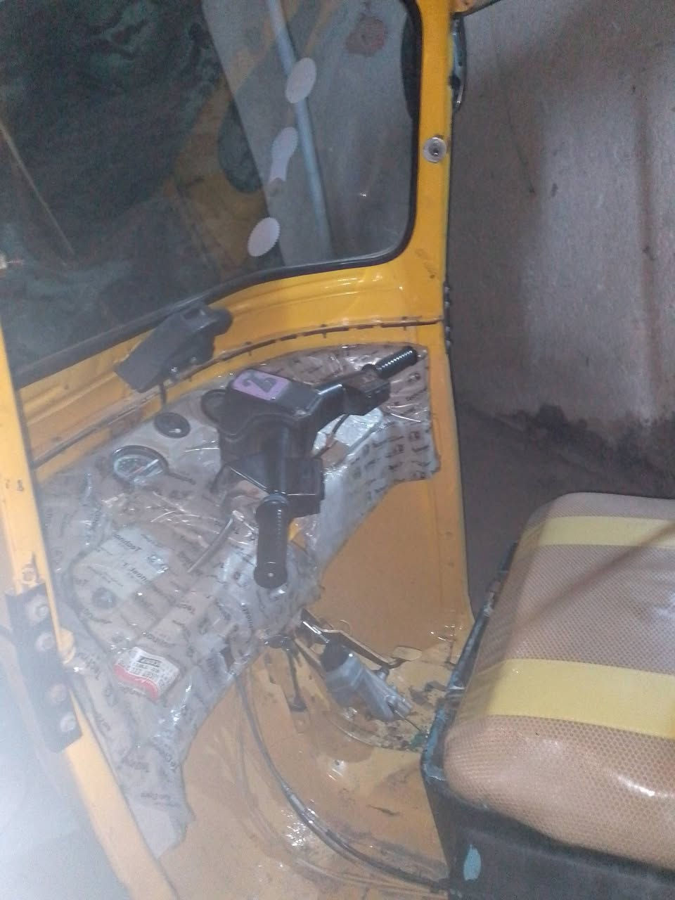 سلام عليكم تكتك زيل محول كلة بجاج موديل 18 كهربائيات كاملة دوشمة مكينة مال 20 كايمة بس تمشي طبيعي سعر 3550 وبيعة مجال مكاني كربلاء حي أمن الداخلي للتواصل *********** ملاحضة مصبوغ عام الجمالية
