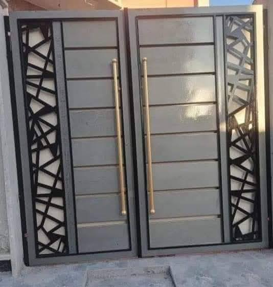 حداد متجول العمل كافة البواب والشبابيك والمحجرات والكرفانات بسعارررر مناسبه  ***********
