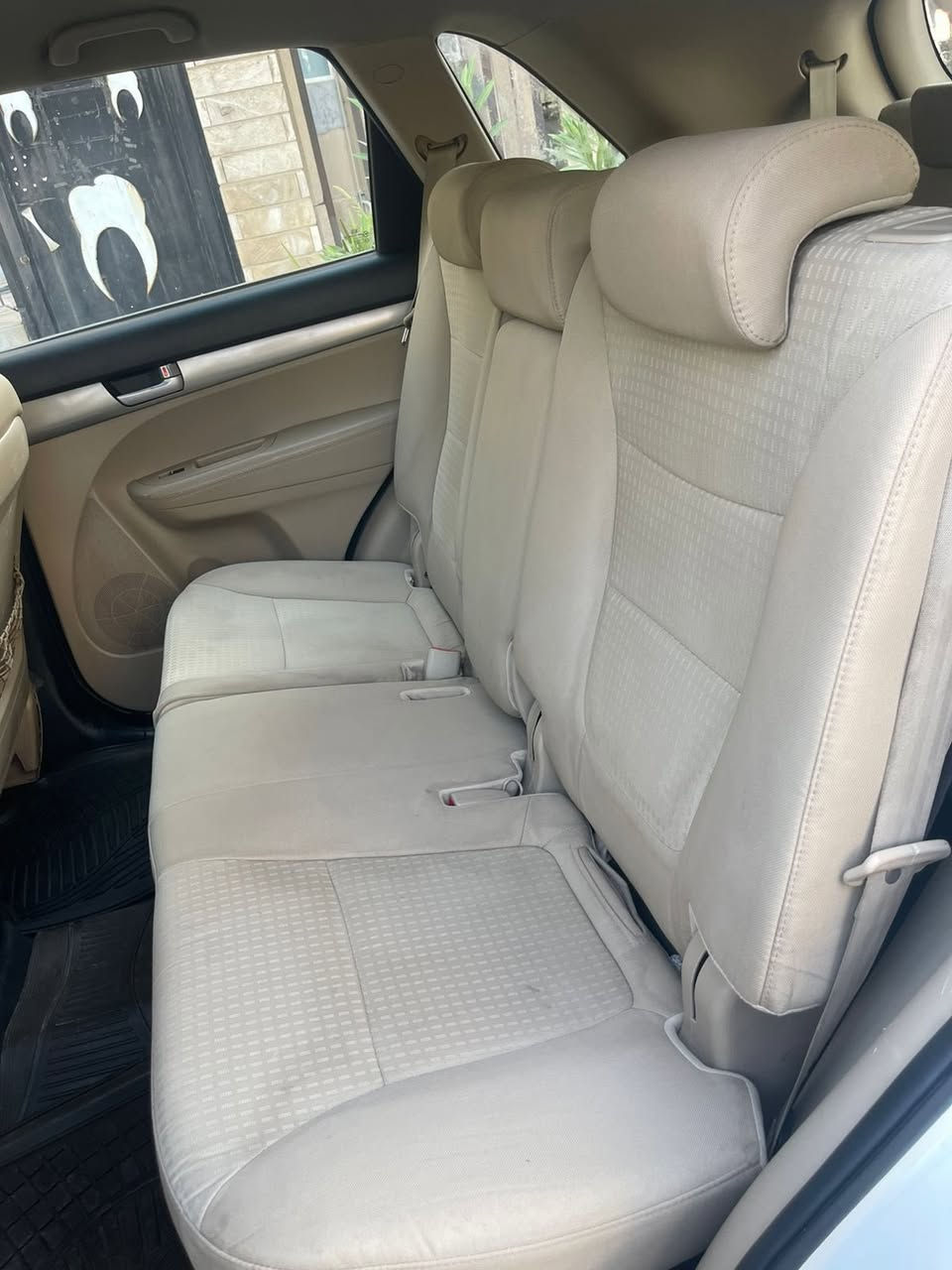 ورنتو موديل 2012 خليجي
مواصفات اعتيادية 
مكينة 4 سلندر دوش
السيارة مكفولة كفالة عامة من الضربة والصبغ والفتح والتبديل بشرط كبر ومكينة السيارة جاهزة ماببها نواقص تدفئة تبريد  حدادية كهربائيات
فقط بيع بدون مراوس 
السعر 147 وببها مجال 
*********** بي واتساب مكان السيارة سليمانية
