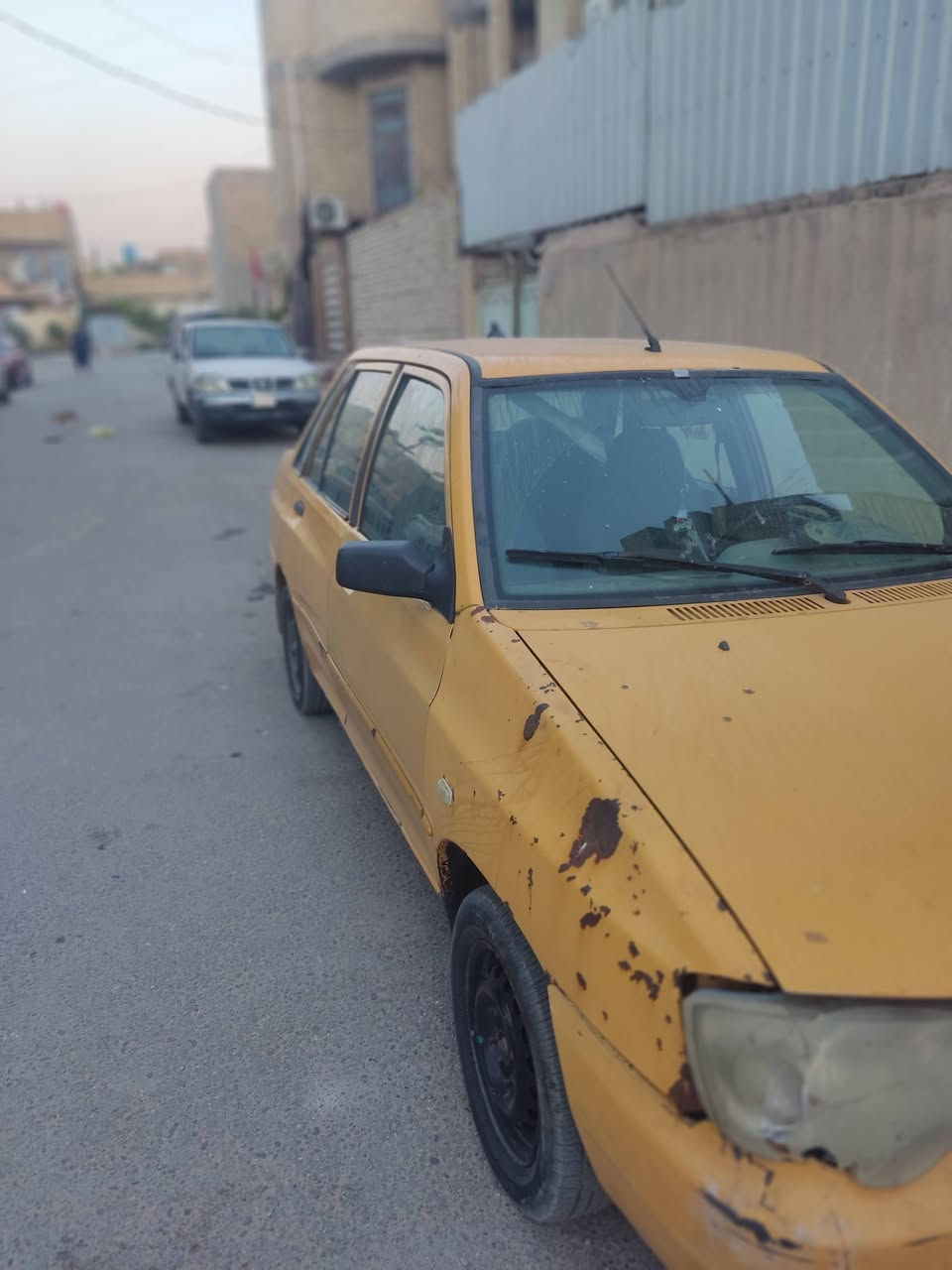 سلام عليكم سايبه للبيع رقم بغداد مصفره هيه وغرامات سياره مكينه جديده مشدوده بيها صارلها 5بعدها عل سحك راعيها يريد مداور تبريده حلو سياره كبل لشارع كربلاء المقدسة حي لعسكري سعر 28وبيها مجال لان سياره صارف عليها بيها نقوصات شويه


**إذا كنت صاحب هذا الإعلان وتريد حذفه لأي سبب، رجاءا أرسل رسالة إلى الدعم الفني**