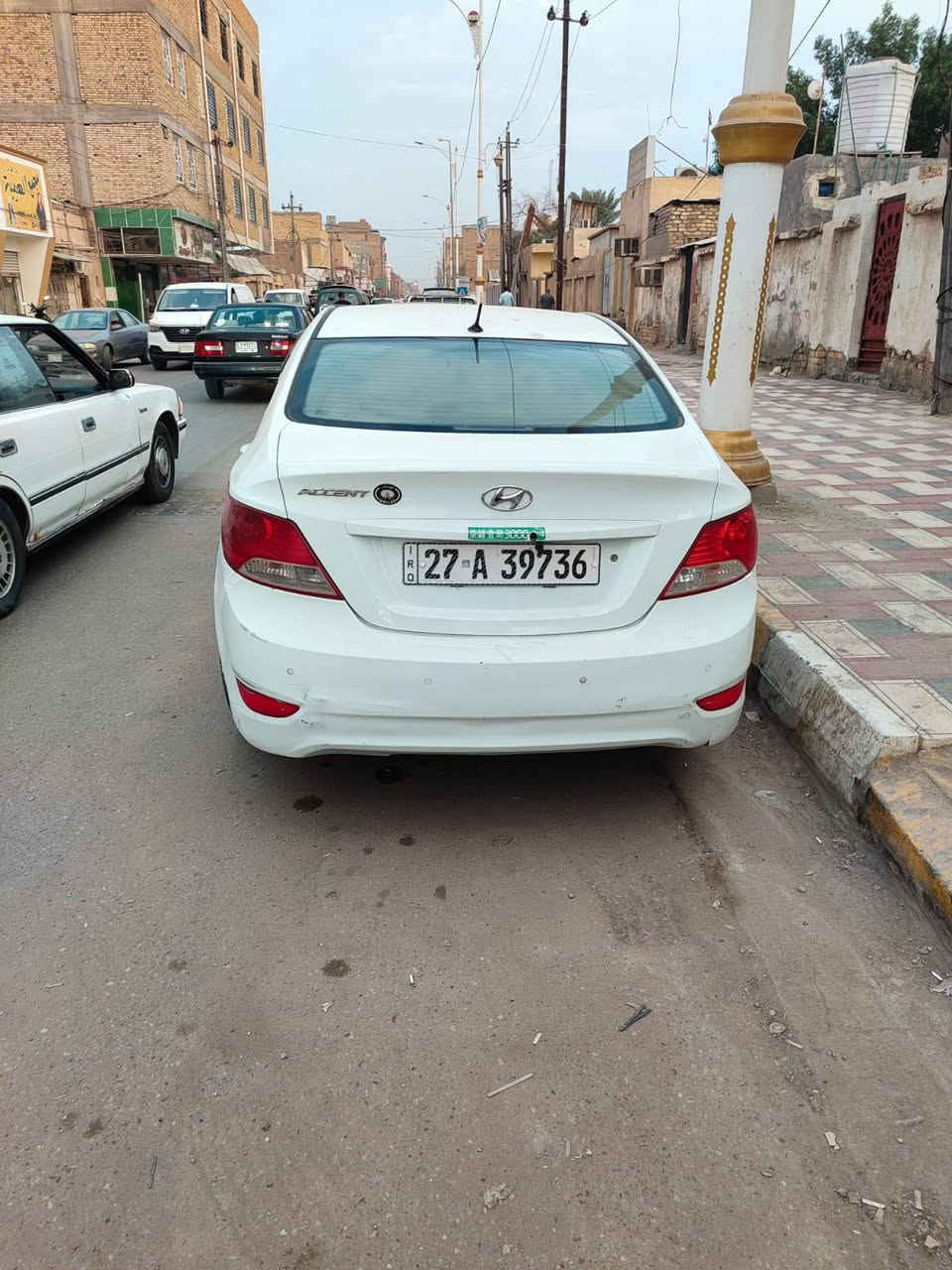 اكسنت
مديل 2014
خليجي 
محرك 1600
بيها جاملغ والدوسه امضح بل سونار 
تبريد شغال 
مكان سياره ناصريه مركز 
سنويه بسمي ثاني يوم مداور 
85 وبيها مجال 
***********

