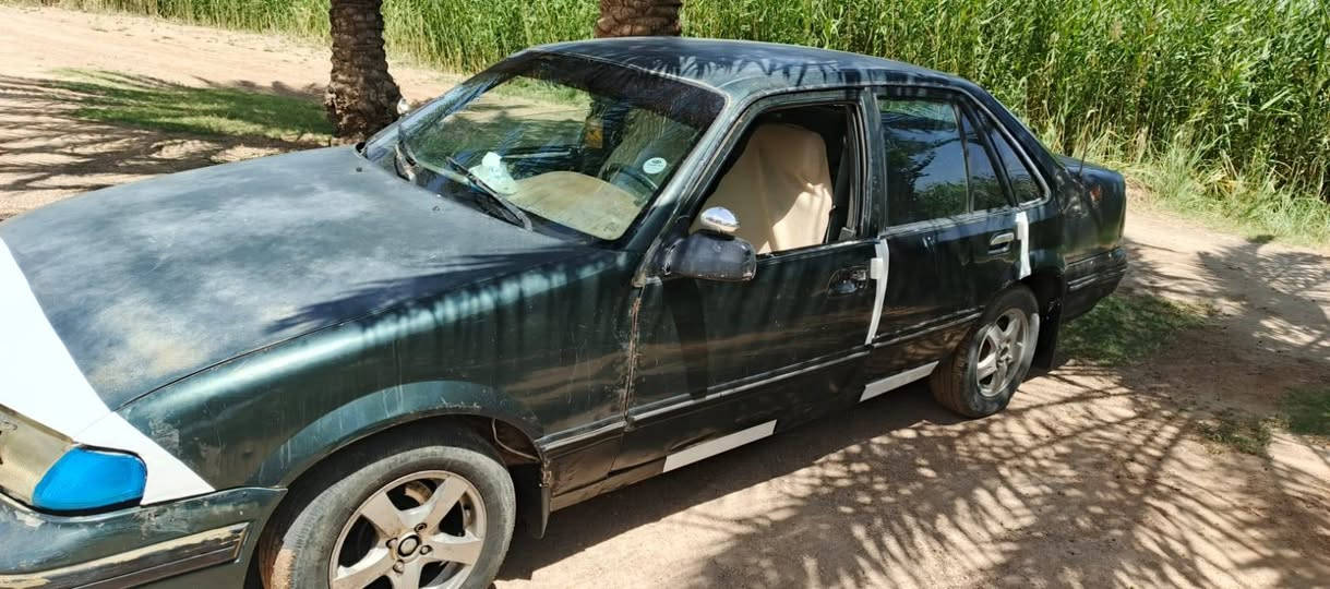 سلام عليكم من رخصه الجميع لبيع او مراوس برنس 94محرك 18 كير اتوماتيك محرك وكير وصدر شرط كهربائي شغله تخم تاير ويل كب السنوية 28 تحويل مباشر سياره مال جناي السعر 23وبيه مجال بصيط استفسار ***********او***********مكلف با ناشر
