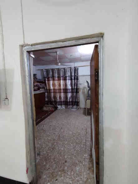 يـــاالله
بيع مستعجل 
بــــيــت لــلــبـيع مــــساحته 165متر 
غــــرفتين +صـــــالة +اســـتقبال +مطبخ +تخاريج 
قـــريب على الشارع يبعد عـــــن شارع 50متر 
بيت نضيف ومرتب مثل ماواضح بالصور 
كافة الخدمات متوفرة 
#العنوان شارع المطار القديم قرب مخبز المختار قريب على الشارع المعمل 
السعر29وبي مجال 
للاستفساراكثرالاتصال على الرقم ***********☎️
