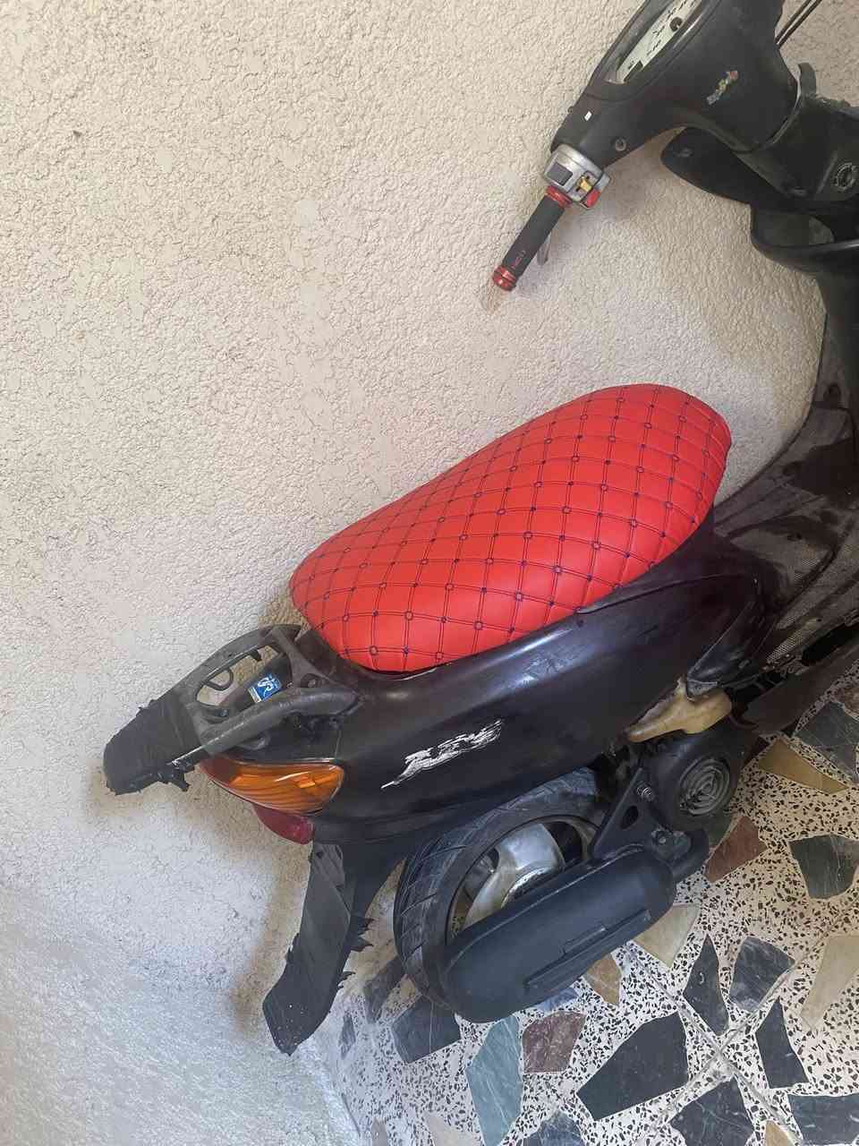 دراجة 60
عصفورية للبيع كوم حديد لحد يجيني ويكلي شبيها مابيها هيه كوم حديد
العنوان: بغداد م/الصدر
الرقم للتواصل: ***********
