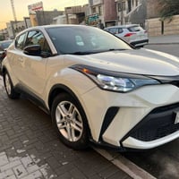 تويوتا CHR موديل 2020  ماشية 32 كم حقيقي وارد امريكي محرك 2000 دوش الم...