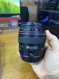 عدسة كانون • ٨٥مم • جديدة