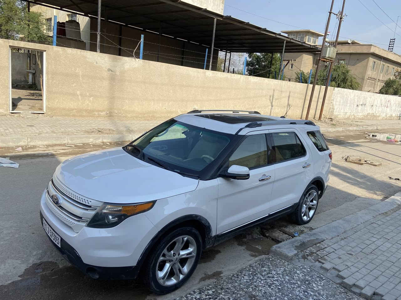 السلام عليكم 
للبيع  
‏
FORD EXPLORER XLT 2011

الفئة XLT    

السعر :110$

الموديل 2011

لوحات بغداد بسمي دولي

المحرك 6 سلندر 

  3500 

المواصفات 

فور ويل 4WD

 الداخل (بيجي)

تحكم ستيرن 

كشنات كهرباء 
تدفئة كشنات 
تبريد كشنات

وضعيات قيادة 

تبريد مركزي 3 قطع

اوامر صوتية 

كشافات ضباب 

 سبعة راكب و تبريد مركزى

ويل 18

مانع انزلاق 

اندرويد اوتو 

اوتو هولد 

الرقم الهاتف

***********

‏‎‏‎العنوان بغداد الحسينية
