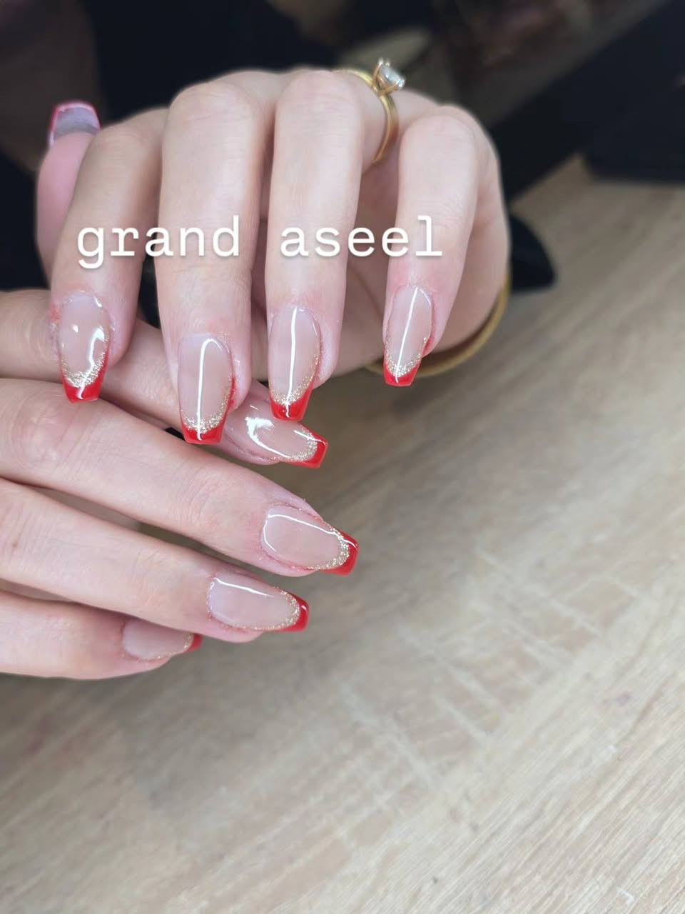 "مو بس أظافر… هذا فن 🔥"
"الدلع يبدأ من أظافرك 😍"
حجز المواعيد دايركت 📩
لا تفوتين جمال أظافرك ويانا 💖
شنو رأيج بالنتيجة؟ 👀"


**إذا كنت صاحب هذا الإعلان وتريد حذفه لأي سبب، رجاءا أرسل رسالة إلى الدعم الفني**