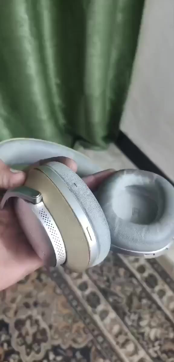 بس السماعه والكارتون مالتها بيها استخدام شغاله فول مابيها اي مشكله اصليه وتربط برنامج سعرها 125 مع التوصيل ومكاني بغداد مدينة الصدر اذا احد يحب يجي عليها


**إذا كنت صاحب هذا الإعلان وتريد حذفه لأي سبب، رجاءا أرسل رسالة إلى الدعم الفني**